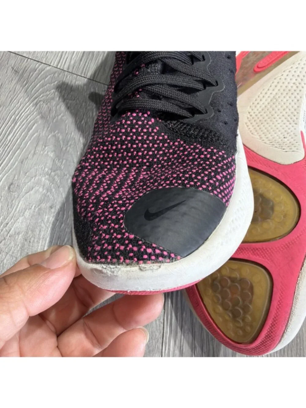 Nike Joyride Run Flyknit AQ2730-003 Mens 7 Women 8.5 Black Pink Running Sneakers - Picture 10 of 11